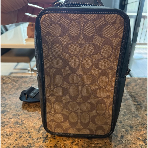 Coach messenger bag - Picture 2 of 7